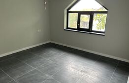 Casa cu 3 dormitoare, 2 bai, toate utilitatile, zona Selgros