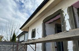 Casa cu 3 dormitoare, 2 bai, toate utilitatile, zona Selgros