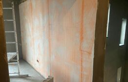 Casa cu 3 dormitoare, 2 bai, toate utilitatile, zona Selgros