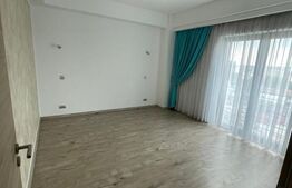 Penthouse cu 4 camere 120 mp si terasa 55 mp, zona centrala