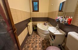 Apartament de 2 camere, decomandat, zona Rotonda