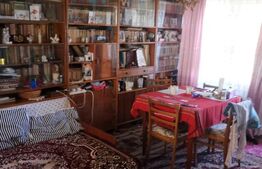 Apartament 73mp cu 3 camere decomandat, 1 Mai vizavi de Spitalul Nr 1 , Insula.