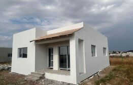 Casa noua, 70 mp utili + terasa, 250 mp teren, zona Carcea