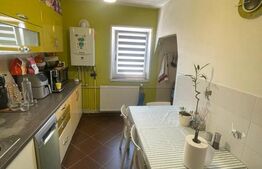 Apartament 3 camere, decomandat, 69 mp. et 2/4, Craiovita Noua, zona Kaufland