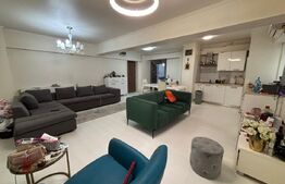 Apartament 3 camere, decomandat, 88 mp total, zona Piata Mare