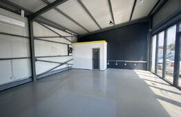 Spatiu birouri 215 mp, vitrina 15 m, cartier Romanesti, zona Rompetrol