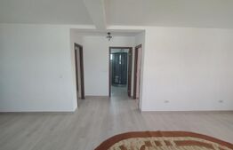 Casa P în Șimnicu de Sus, 3 camere, 71 mp utili, teren 324 mp