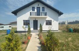 Casa P în Șimnicu de Sus, 3 camere, 71 mp utili, teren 324 mp