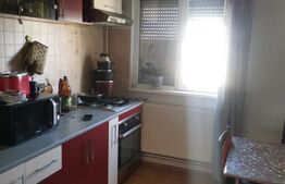 Apartament de vanzare, cu 2 camere, 52 mp, zona Rovine