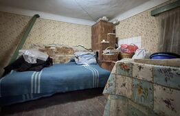 Casa batranesca, 97,57 mp utili, 1100 mp teren, Podari