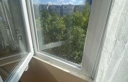 Apartament de 78 mp , 3 camere decomandat et.3/4 in Lapus (Sucpi)