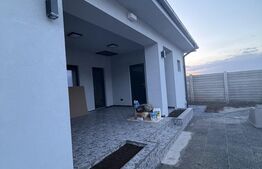 Casa parter, 127 mp utili, la cheie, 600 mp teren, Pielesti