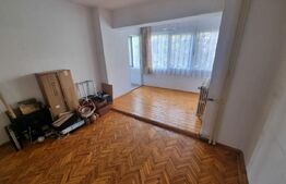 Apartament 4 camere decomandate, Rovine Zona Posta