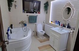 Casa P Malu Mare, 469 mp teren, 200 utili, zona Primariei