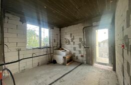 Casa P+1 parte din duplex, Simnicul de Jos 