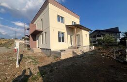 Casa P+1 parte din duplex, Simnicul de Jos 