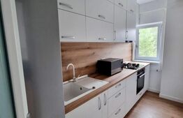 Apartament de lux, 3 camere, zona Centrala, parcare privata