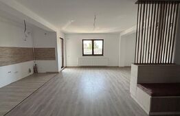 Apartament decomandat, 3 camere, 92 mp, zona Trattoria