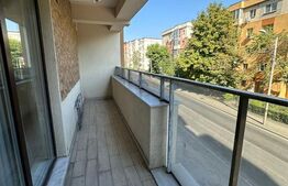 Apartament 3 camere , bloc nou, zona Liceul de Chimie