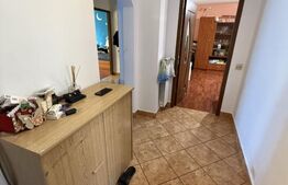 Apartament 3 camere decomandate 77 mp, etaj 3/4 in 1 Mai