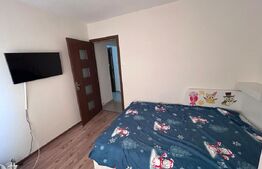 Apartament cu 3 camere, decomandat, 75 mp, Rovine, zona cofetaria Damarin