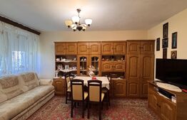 Apartament cu 4 camere, 78 mp, Calea București - zona Teatrul Colibri
