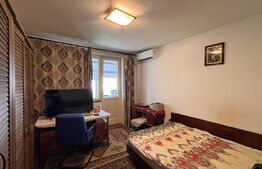 Apartament cu 4 camere, 78 mp, Calea București - zona Teatrul Colibri