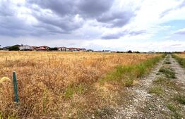 Teren intravilan 1.000 mp, front 30m, utilități, zona Magnolia