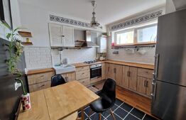 Apartament cu 3 camere, 68 mp, zona Consul