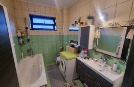 Apartament de vanzare, cu 2 camere, decomandat, 62 mp, zona Ford