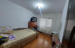 Apartament cu 3 camere,la parter, zona Craiovita Noua 