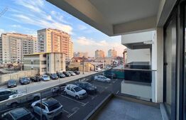 Garsoniera spatioasa,40 mp utili, zona Calea Bucuresti 