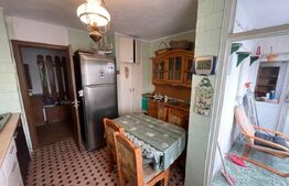 Apartament 3 camere, 77 mp, parțial mobilat, decomandat