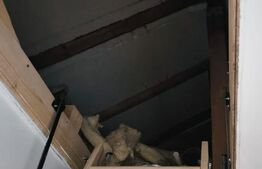 Casa cocheta, P+M, 160 mpc si 287 mp teren, bilaterala, cartier Bariera Valcii 