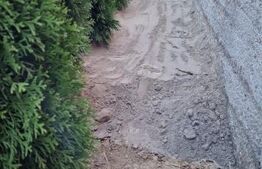 Teren intravilan, 1408 mp, la strada principala, P+2, Simnicu de Sus