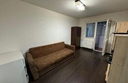 Garsoniera, etajul 1, zona Materna, cartierul Craiovita Noua