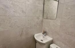 Apartament modern cu 3 camere, 85 mp, centrala si AC, zona CENTRALA