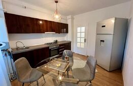 Apartament modern cu 3 camere, 85 mp, centrala si AC, zona CENTRALA