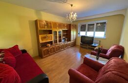 Apartament de 2 camere, decomandat, etaj intermediar, zona Casa Shaorma 