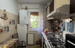 Apartament renovat 3 camere, semidecomandat, et. 1, Craiovita