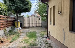 Casa cu curte si garaj, 2 dormitoare, mobilata utilata, Brestei