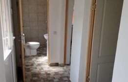 Casa 2 camere, de locuit sau ca birou, zona Rovine