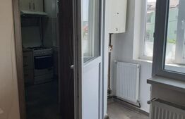 Garsoniera la etajul 2, centrala termica, AC, zona Ciuperca