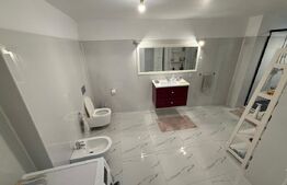 Apartament 3 camere decomandat, Pretabil spatiu comercial, 110 mp, zona centrala