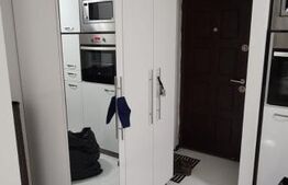 Apartament 3 camere, semidecomandat, zona Teatrul National Craiova