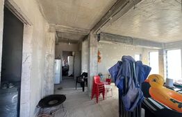 Casa la rosu, 233 mp, P+1, zona Valea Fetii