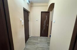 Garsoniera decomandata 38 mp, zona Restaurant Rocca - Brazda