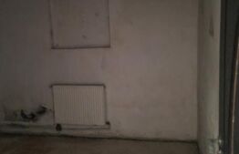 Apartament 3 camere decomandate la parter, Casa Stiintei