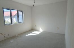 Casa la gri, 500 mp curte, 157 mp construiti, zona Cernele