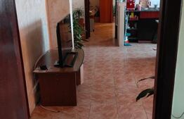 Apartament 3 camere decomandat, 65 mp, zona Bals